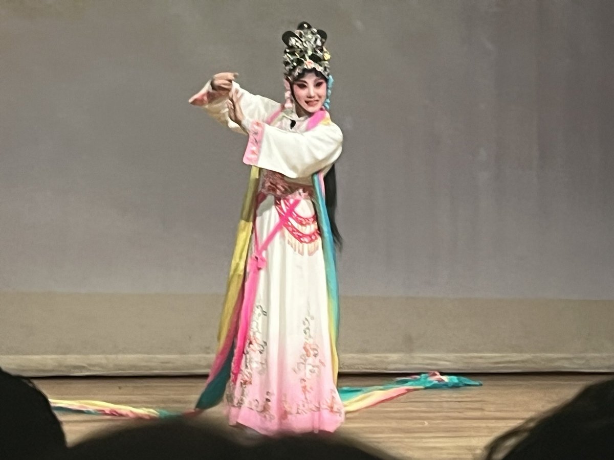 RAMIROARMIJOS1's tweet image. Muy bonita la obra presentada por la Compañía de Opera Wu, un espectáculo musical, teatro y danza. Gracias a la FIAVL 2023. Que viva Loja!