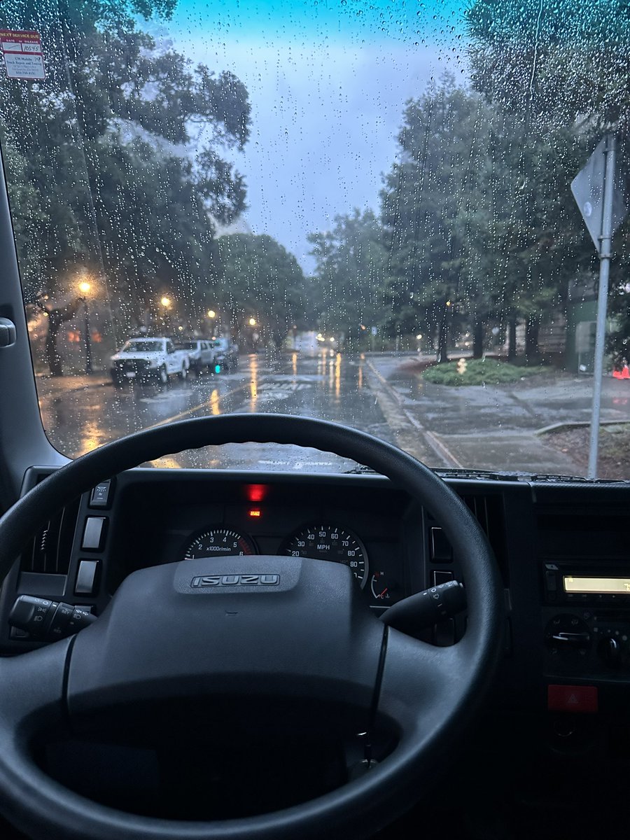 hupdrive's tweet photo. Here comes the rain again! Falling on my head like a memory (of truck loading in the cruel Oregon rain💔) https://t.co/1hbTzSfGlB