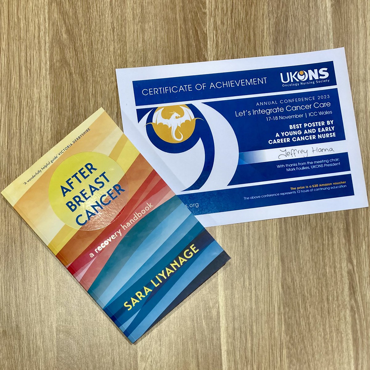 drjhanna02's tweet photo. 😁EEK!! V proud to have won 'Best poster by a young and early career cancer nurse' at #UKONS2023 @UKONSmember 🙏🏅

@semple_cherith @lstrutt @setrust @UlsterINHR @UlsterUniSoNP https://t.co/6gjxIA208t