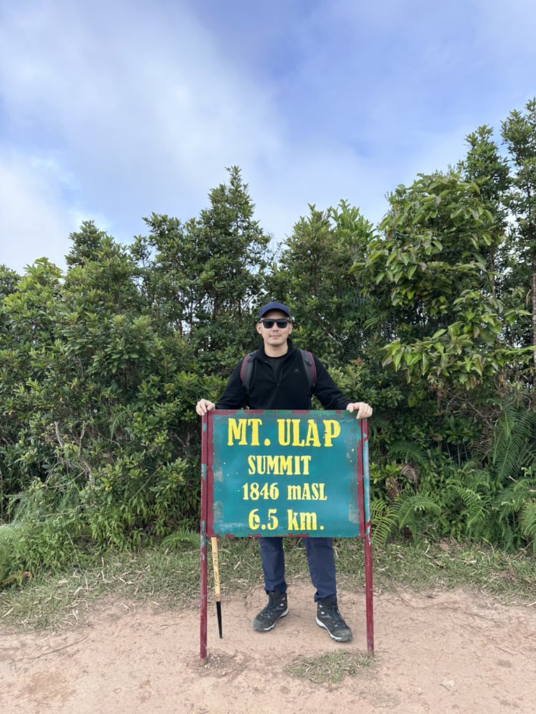 tallmikol's tweet photo. The trick, I learned, is to keep going, no matter how fast or how slow you go.  #mtulap https://t.co/eXqDQj7Tr0