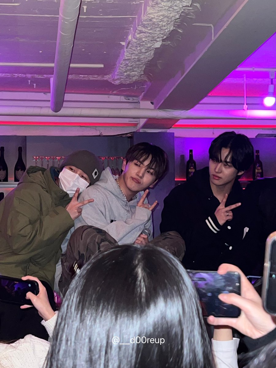 __d00reup's tweet photo. #kinoprivatesession #키노 #KINO #펜타곤 #PENTAGON

아땨땨아부부 ~~ ♡ https://t.co/ebiDvh6DsB