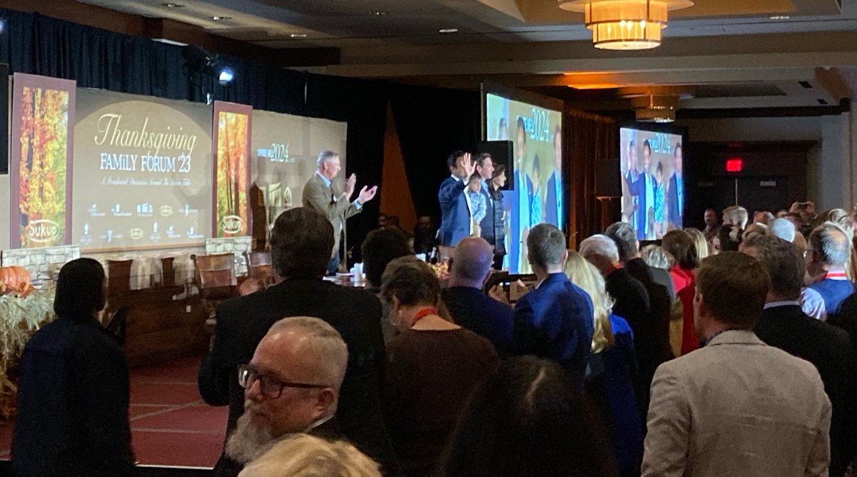 TXAmbassadors's tweet photo. This week, members of our team spent time in Iowa learning from other leaders supporting The Daniel Impact. We capped off our week attending The Thanksgiving Family Forum put on by The Family Leader. #TXCAN #ChurchAmbassadorNetwork #RelationallyBuilt https://t.co/e5QOeb7ubv