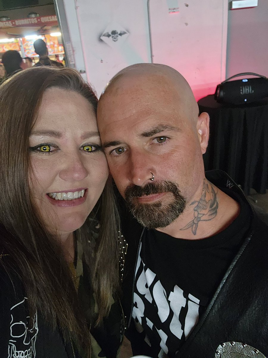 Happy Birthday to the one and only <a href="/drinkswjohnny/">Drinks With Johnny</a> 🤘 Hope it is effing rad!!