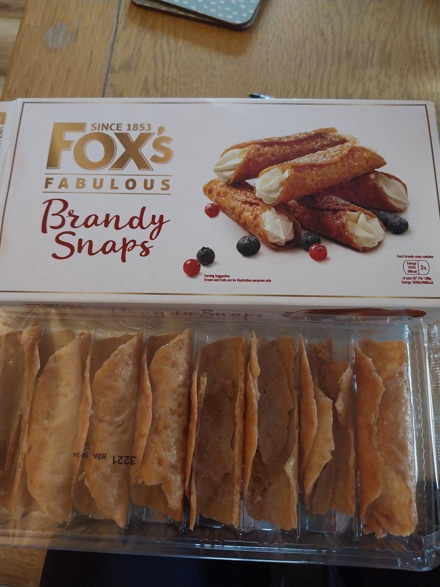 EmmaEveStuart's tweet photo. I feel I've been a victim of false advertisement @foxs_biscuits I didn't feel that I had to read the small print with a such an established biscuit company at the time of purchase. 
It wasn't until I opened the box of broken biscuits that I realised that I was fooled. Devastated. https://t.co/yORNoBLZ3p