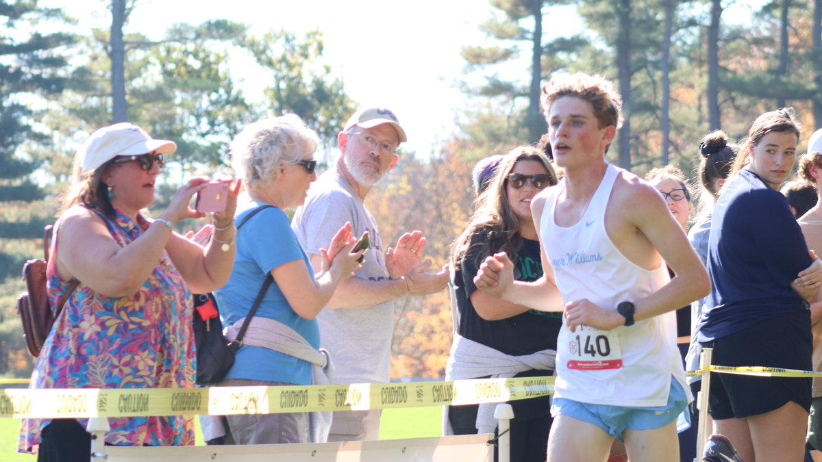 RWU_Athletics's tweet image. MXC | Nathan Tassey set to run the 8K at NCAA Division III Nationals beginning at 11:00 AM.

📊bit.ly/3MOGkNM
💻bit.ly/3sEmX36

#HawkPride #CCCSports #CCCXC #d3xc