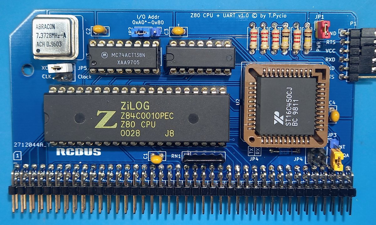 TadeuszPycio's tweet photo. This time something more classic, a Z80 processor module with a 16C450/550 serial transmission chip
#RCBus #RC2014 #Z80 https://t.co/XNVodrf9wR