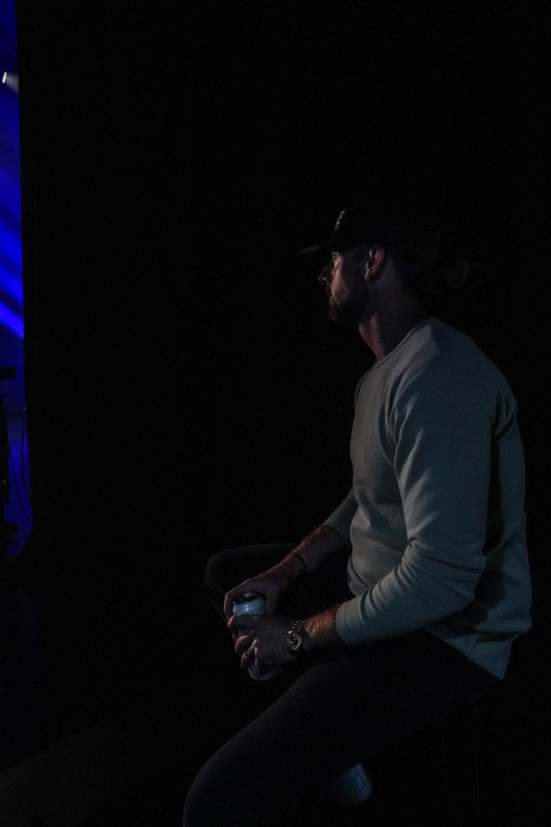 TannerLouis's tweet photo. Best seat in the house 🎶 #musicbusiness #artistmanagement #workhardplayhard https://t.co/L2WZfCr8bV