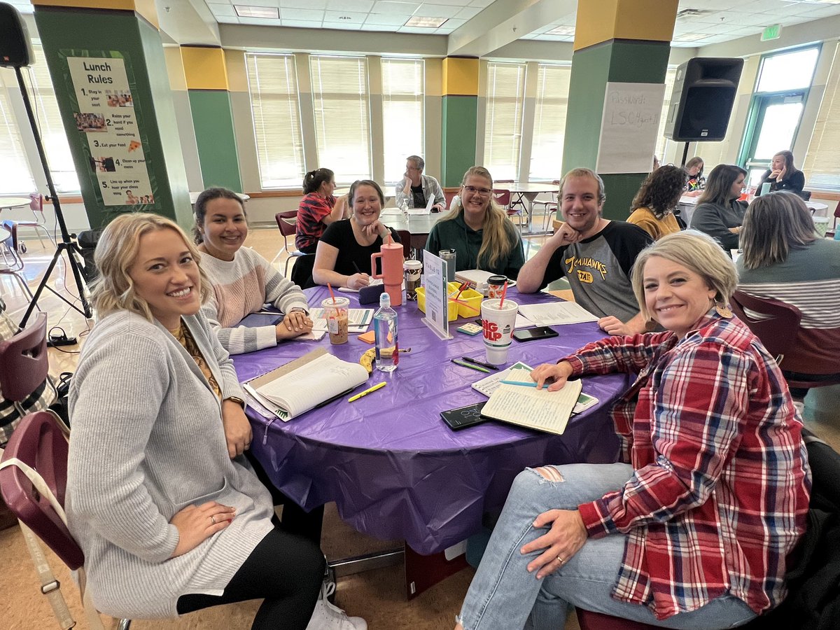 MrsMarshallTSC's tweet photo. @TSCSuper Check out all of these lead learners taking a Saturday to grow their skills! Way to go! @TSCBrainBrigade @LSC_AEN @ConsciousD #TSCMind #CDatTSC #TSCSchools https://t.co/NBtBmJaDyv