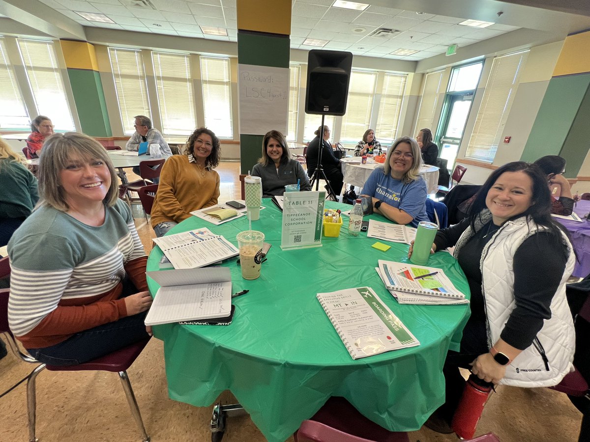 MrsMarshallTSC's tweet photo. @TSCSuper Check out all of these lead learners taking a Saturday to grow their skills! Way to go! @TSCBrainBrigade @LSC_AEN @ConsciousD #TSCMind #CDatTSC #TSCSchools https://t.co/NBtBmJaDyv
