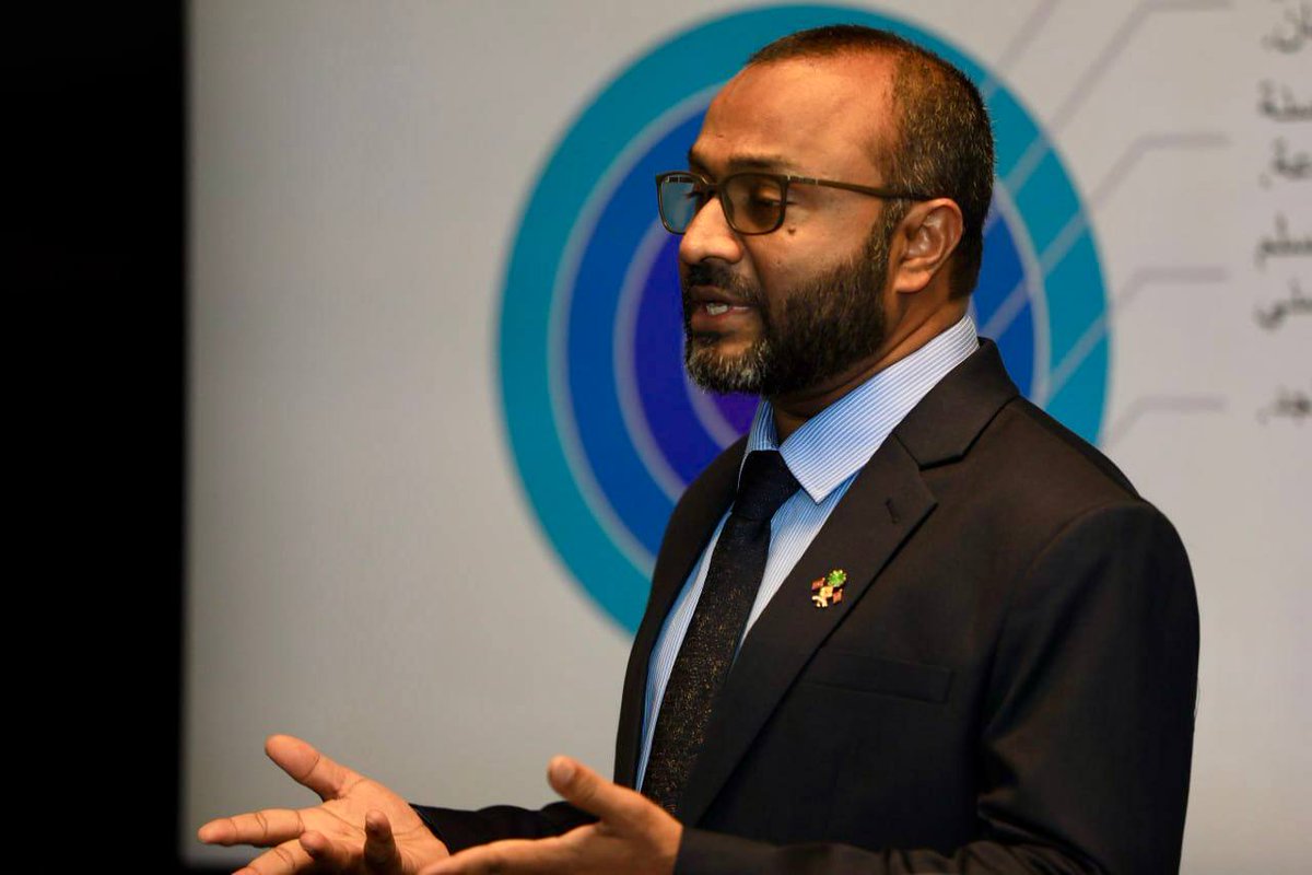 Mohamedshaheem1's tweet photo. މިޞްރުގެ ސަރުކާރުގެ ވަފުދަށް އިސްލާމިކް މިނިސްޓްރީގެ ދާއިރާތަކާއި ބޭނުންތަށް ބަޔާންކޮށްދިނުމަށްޓަކައި ބޭއްވުނު ޚާއްޞަ ޕްރެޒެންޓޭޝަން. https://t.co/mDEEIjSLjC