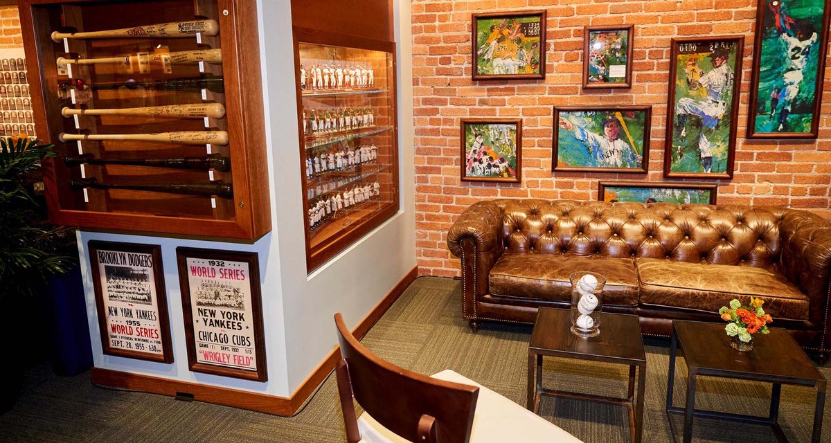 localBuddygo's tweet image. 🤣 Fun Fact Alert! Did you know Cooperstown, New York, is home to the Baseball Hall of Fame? ⚾️🏆 Swing by with Local Buddy for a grand slam of a time! 🗺️ #BaseballBonanza #CooperstownCraze #LocalBuddyApp 🧢🥳😄