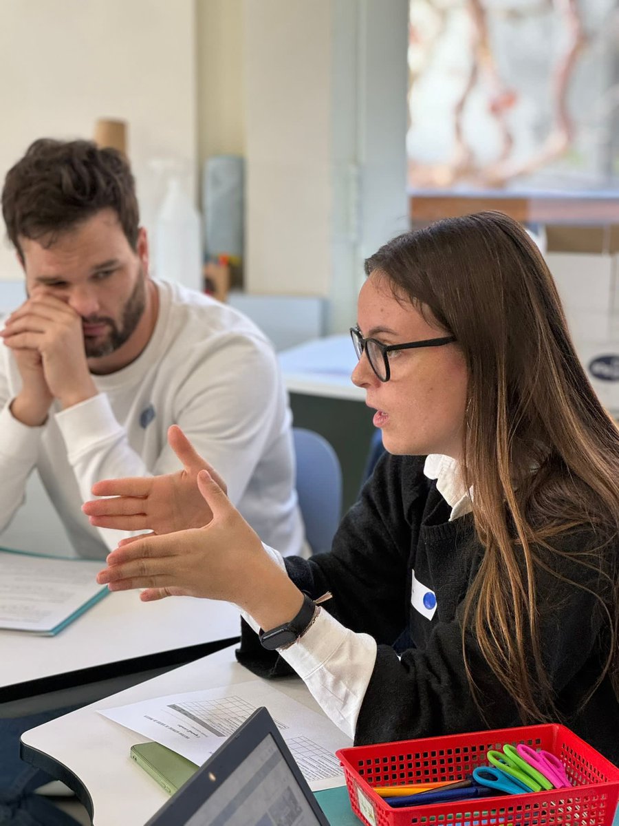 Gran èxit de la primera jornada de Comunitat de Pràctiques i Aprenentatge Basat en Projectes que ha tingut lloc avui a #MaristesValldemia. Una trentena de mestres han compartit material i han reflexionat sobre l’avaluació dels projectes. #MXI #MXI3 #MaristesInnova #ABPj #CdP