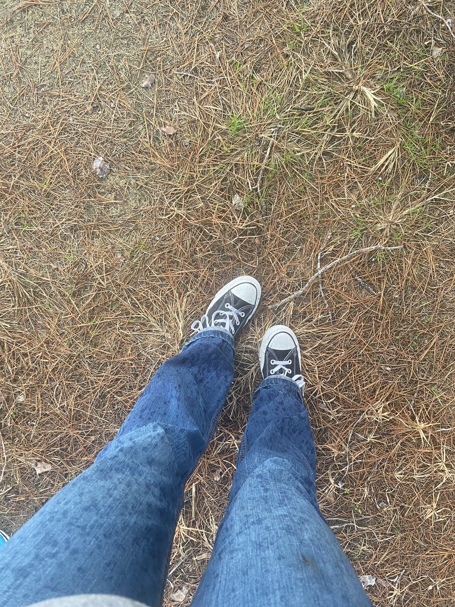 EllieReese00's tweet photo. rainy days mean soggy socks 🧦🌧️

#feet #feet #feet_pic  #feetcontent #feetfinder  #feetpicsforsale #feetfethish #feetpic #feetseller #feetcare #feetworld #feetworshi̇p https://t.co/pBQrCRVN85