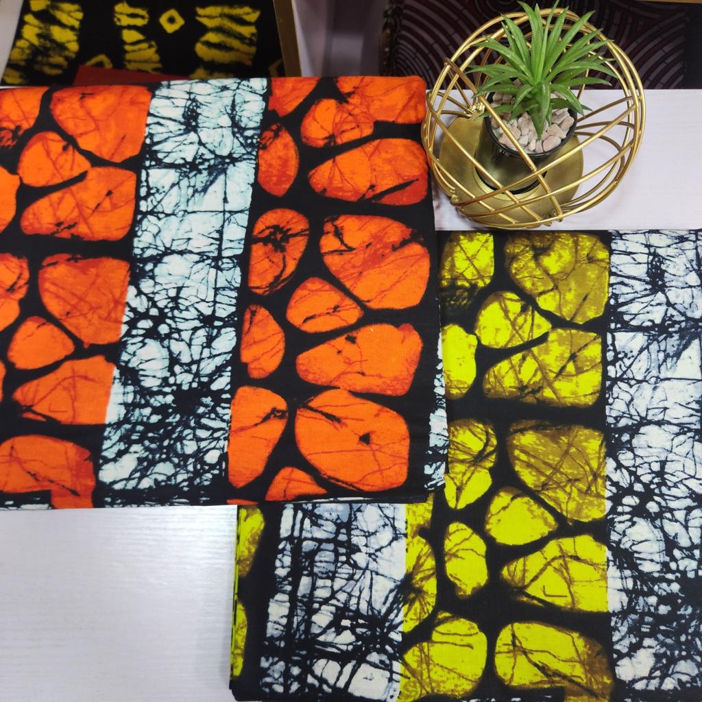 MyGbagada's tweet photo. Grab our beautiful Ankara fabrics at AFFORDABLE PRICES

These fabrics don’t FADE.

These fabrics are 100% COTTON.

 Follow @MEMACCESSORIES on Instagram, or via your store at 1 Thomas Laniyan Street Idi Iroko Bus Stop Anthony Lagos https://t.co/DrckPvZsw9