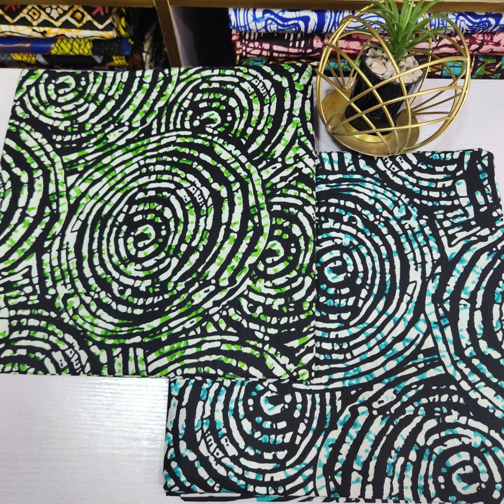 MyGbagada's tweet photo. Grab our beautiful Ankara fabrics at AFFORDABLE PRICES

These fabrics don’t FADE.

These fabrics are 100% COTTON.

 Follow @MEMACCESSORIES on Instagram, or via your store at 1 Thomas Laniyan Street Idi Iroko Bus Stop Anthony Lagos https://t.co/DrckPvZsw9