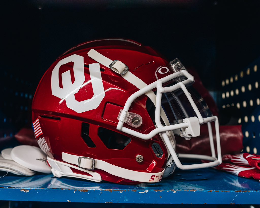 OU_Football's tweet photo. Nothing better 🧊

#OUDNA https://t.co/tGXFqNU5Oq
