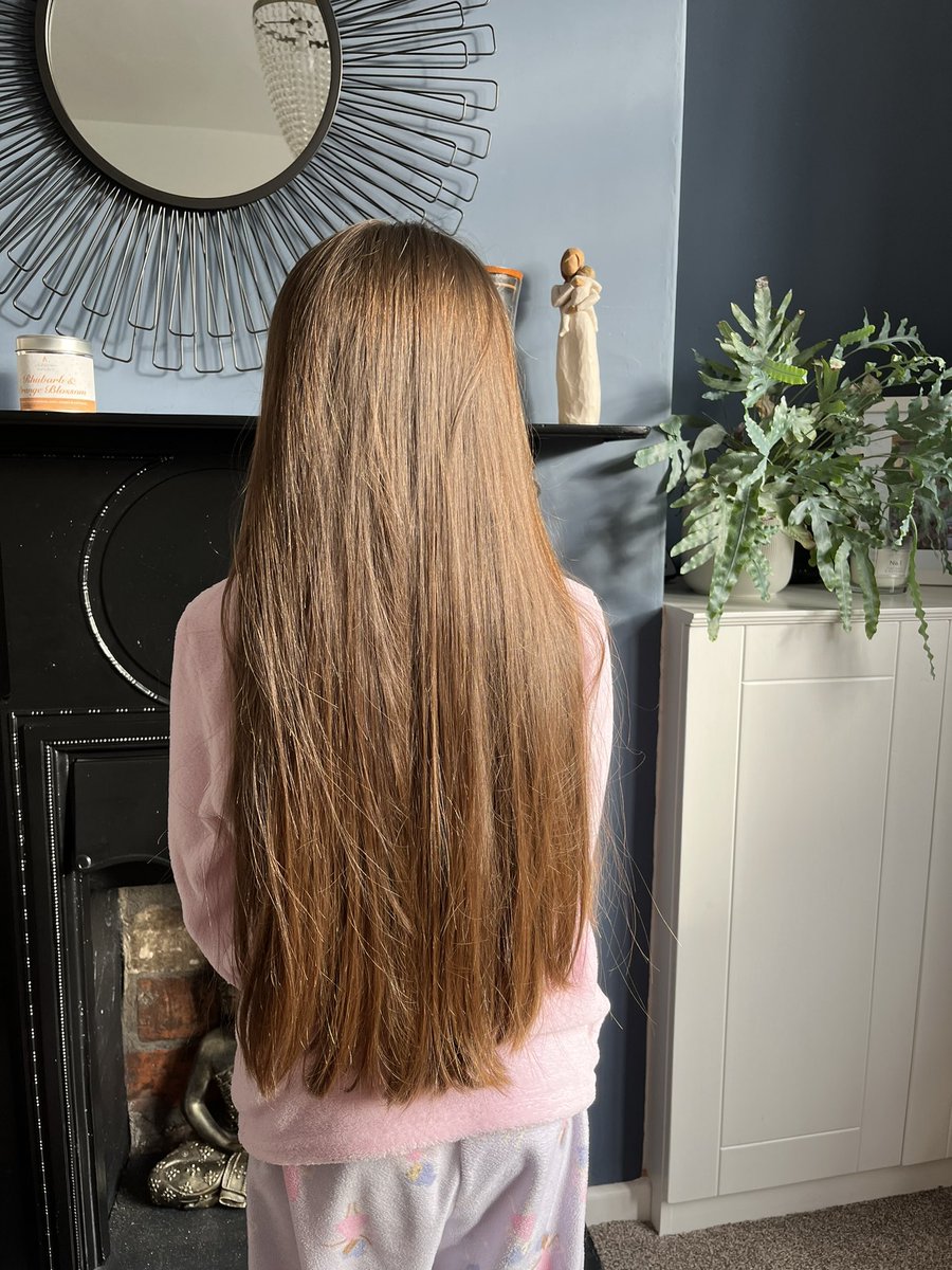 _NicTay's tweet image. So proud of our girl, she’ll be donating over 12inches of her hair to @LPTrustUK ❤️❤️ @ololprimary_HT @_MrsToddOLOL @5TB_MrsBurns
