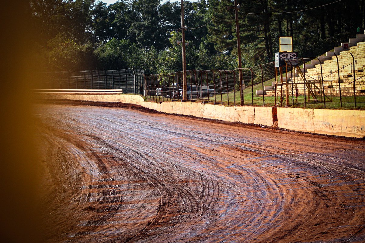 Hello old friend... 👋 You're looking quite peachy 🍑 today! #LavoniaSpeedway