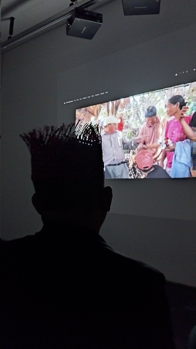 ShaqKoyok's tweet photo. Went to see the Indigenous Film screening at @ilhamgallerykl. Media suppression is a real problem for indigenous people to tell our story from the ground. But these brave films make sure that won't stop the creativity and ingenuity of storytelling! ❤️ #film @freedomfilmfest https://t.co/gQWIwaHUQE