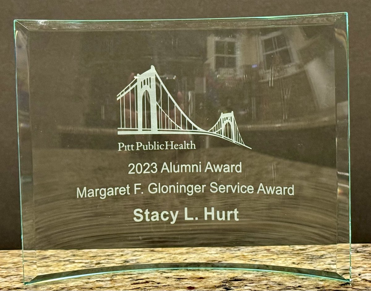 Very meaningful to receive the Margaret F. Gloninger Service Alumni Award from @PittPubHealth in recognition of significant contribution to the school and/or greater community through volunteerism and #advocacy 🤲 upmc.com/media/news/111…