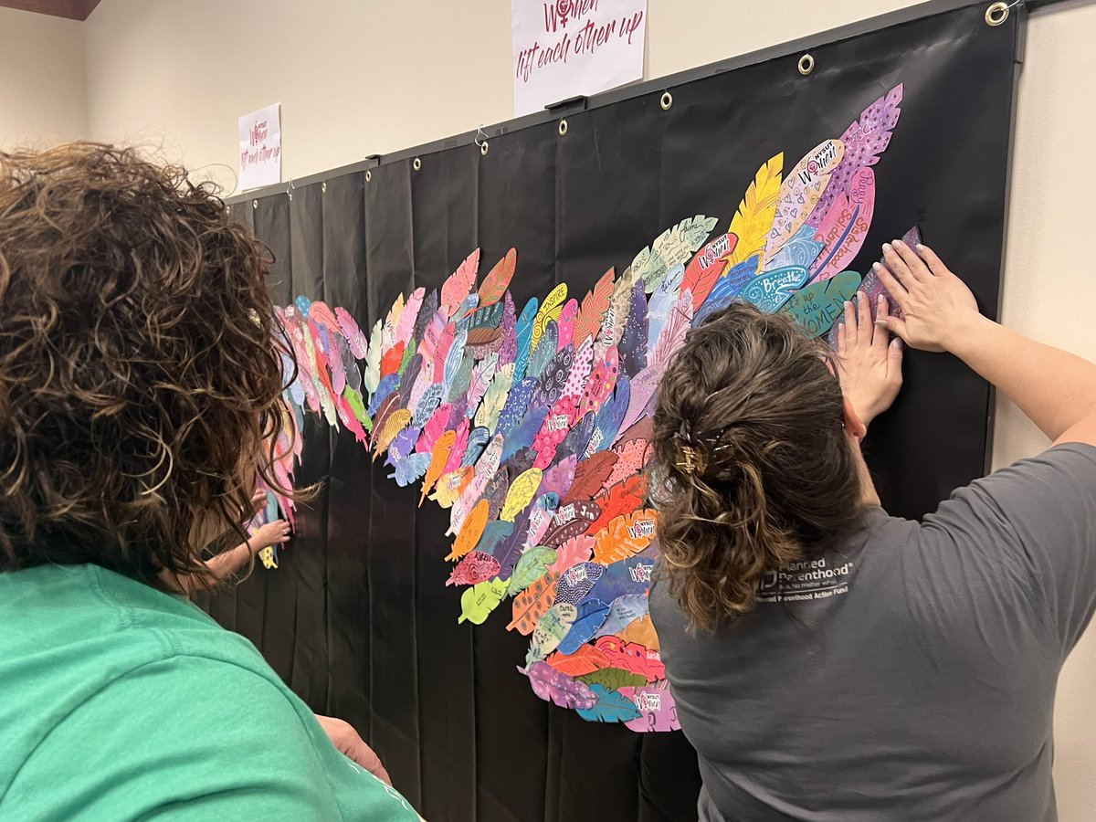 MelindaJPerson's tweet photo. Exciting Saturday with #NYSUTwomen! 🌟 Started with a flurry of activity, a powerful centering moment, and a creative art session. Now diving into Session 1: “Your Legal Rights as Women in the Workplace.” Empowerment in action! 💪 @nysut https://t.co/4aSVQuQ78h