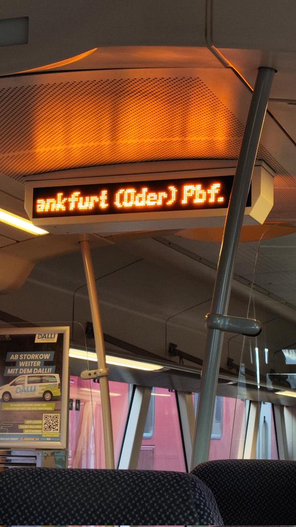 Puh, ich dachte schon wir halten im Güterbahnhof.