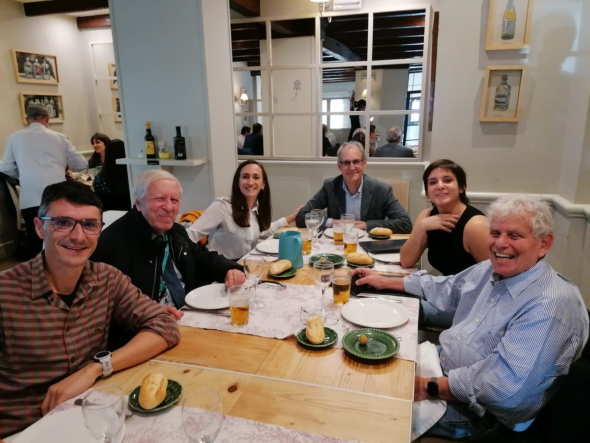 The best news on a beautiful day with incredible scientists and friends @baquero43216040 @AlvSanMillan @Cris_Herencias @RafaMCanton celebrating the visit of Bruce Levin 💎