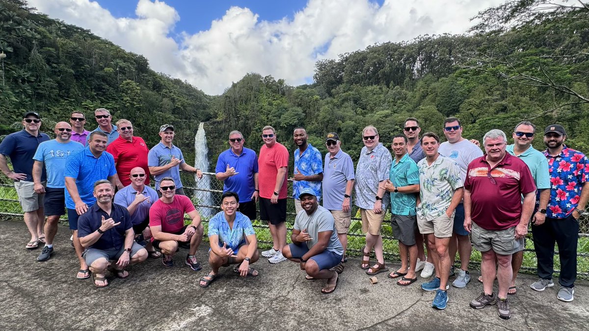 This weekend, Brothers gathered in Hawaii to share fellowship in paradise. This is what Brotherhood is all about! #Fellowship