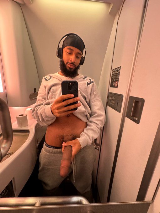My dick big af fr  Who wants to join the mile high club? 😈✈️ https://t.co/V3H6u7UVrV https://t.co/9U