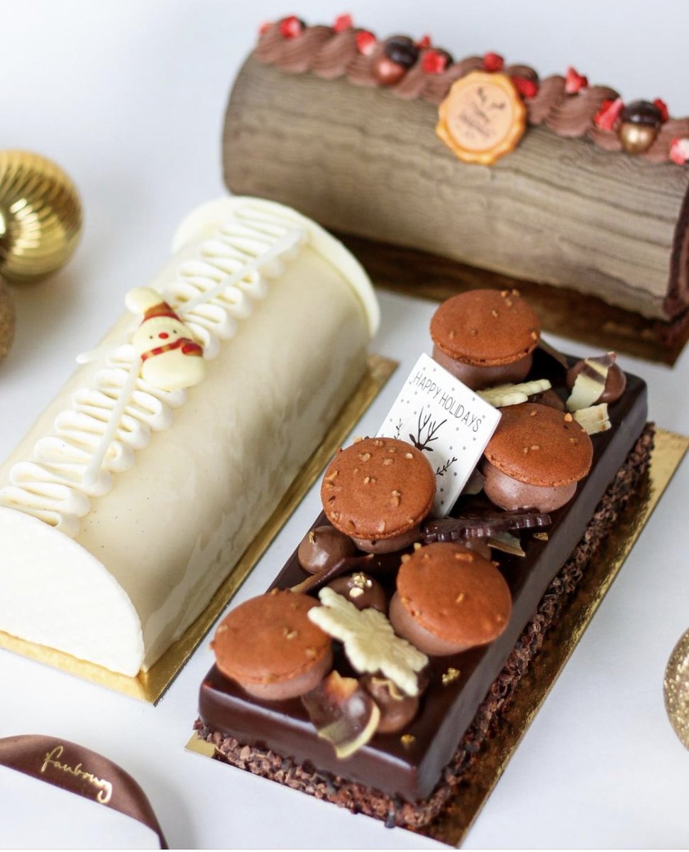 Indulge in the magic of the season with special Christmas Bûche Collection at Faubourg #kerrisdale ❄️ Vanilla Slopes, 🍫 Chocolate Forest and 🪵 Traditional Log. What is your preference? #faubourg #christmasbuche #bakery #frenchbakery #shopkerrisdale