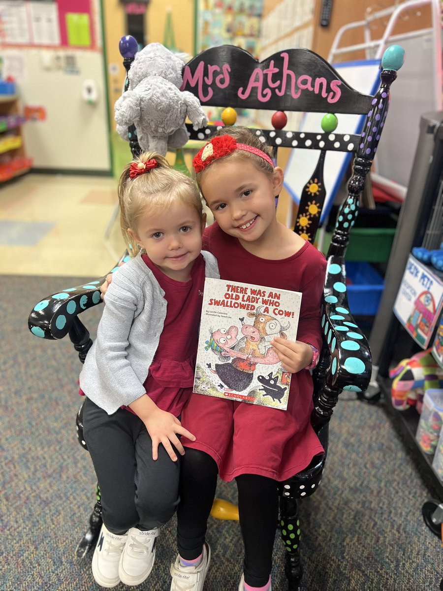 nicole athans tweet media