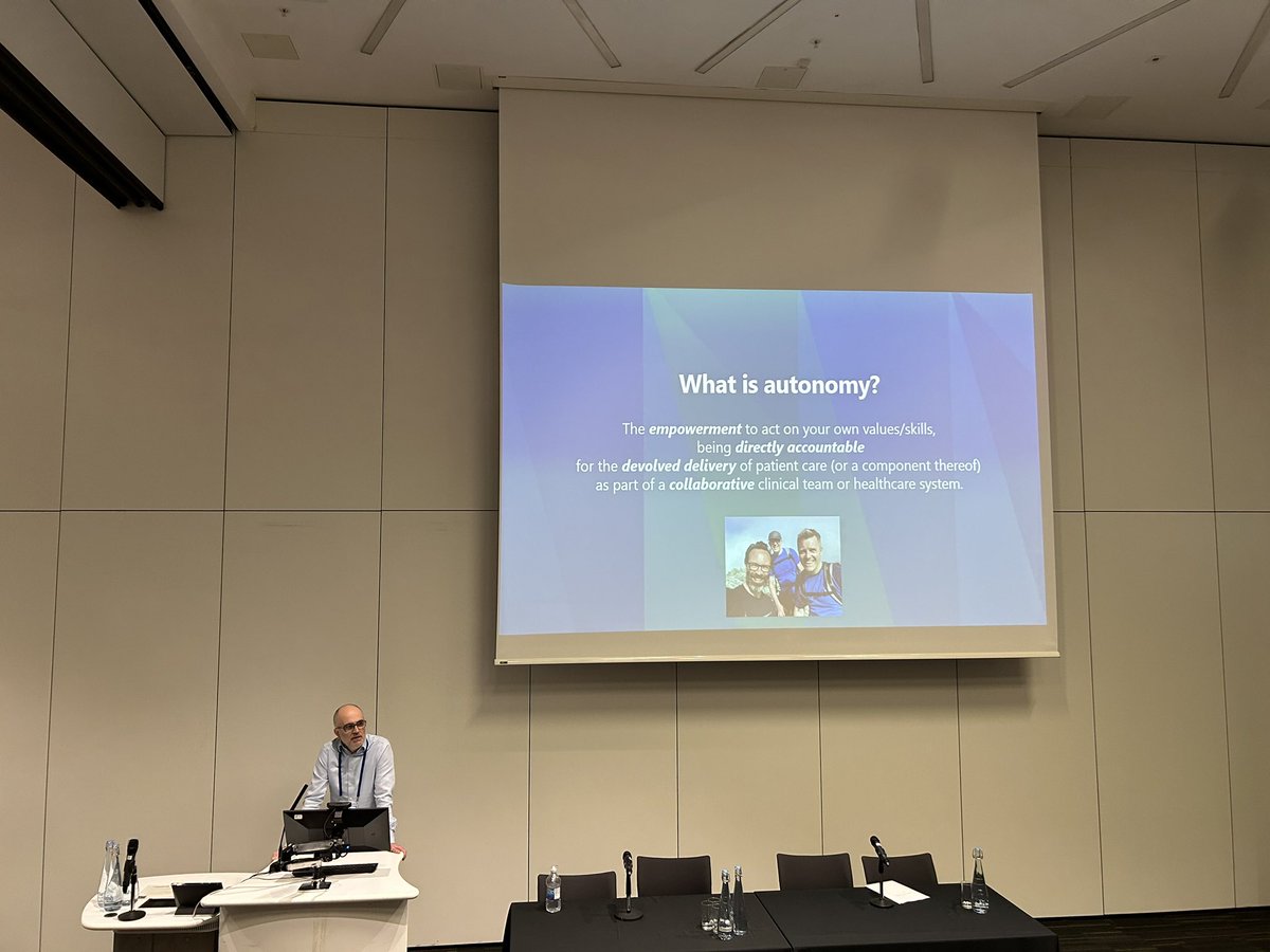 Gillian Cameron tweet media