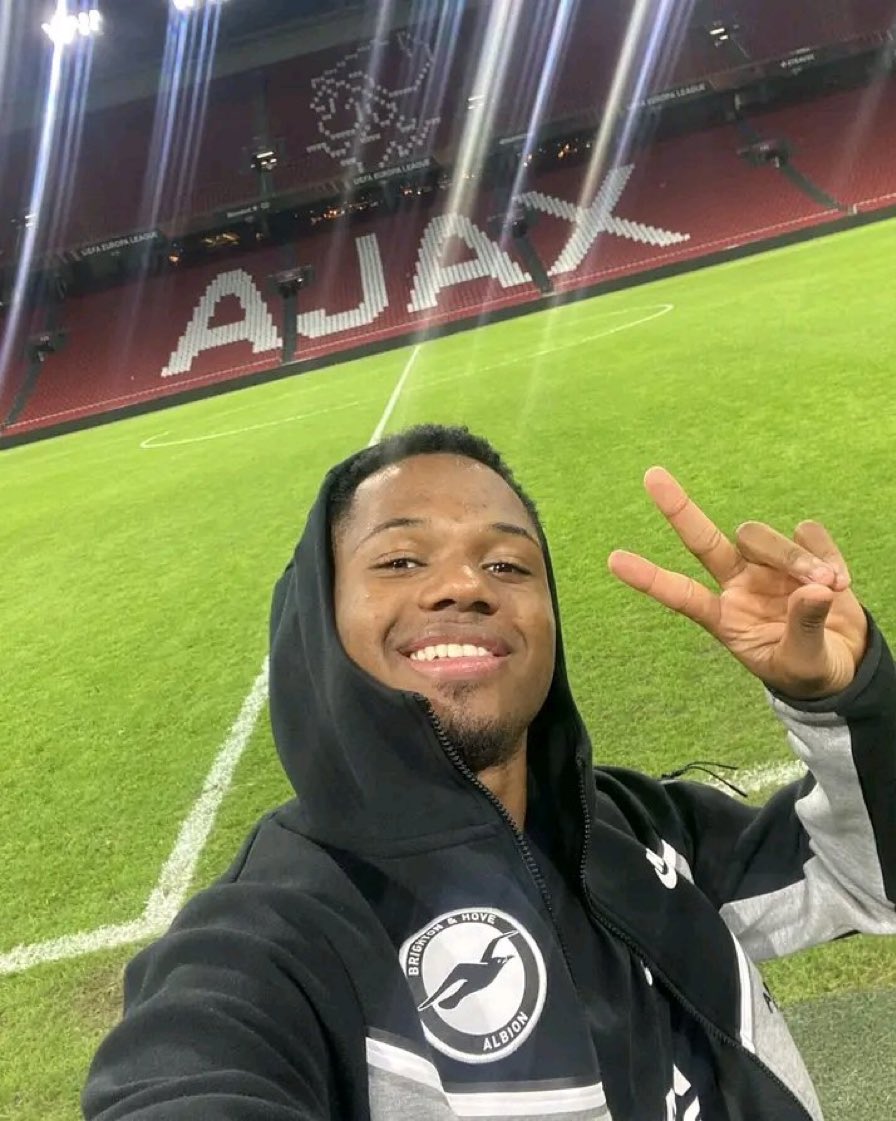 thatbarca's tweet photo. 🚨 | Barcelona will sell Fati in the summer if they receive an offer of at least 30 million euros

Since joining Brighton on loan Fati has played 16 games scoring 4 times 🇪🇸 https://t.co/avGszJWTGJ