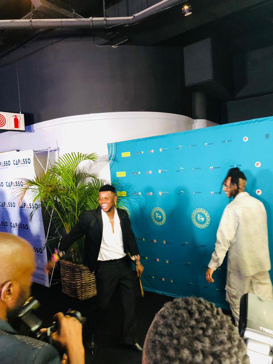 priddylasy27's tweet image. Morda is here yall can’t wait to see his performance fr ✨😮‍💨 #SAMA29
#AfricaFest