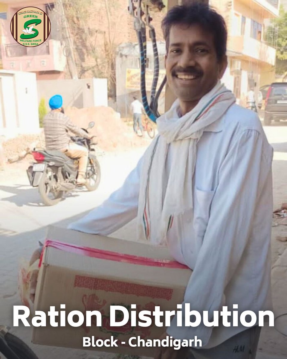 Heartfelt moments as Dera Sacha Sauda volunteers from Chandigarh reaches with ration kits to destitute families. Together, we're not just sharing food, we're weaving a community of care. #FoodForAll #RationDistribution #DeraSachaSauda
