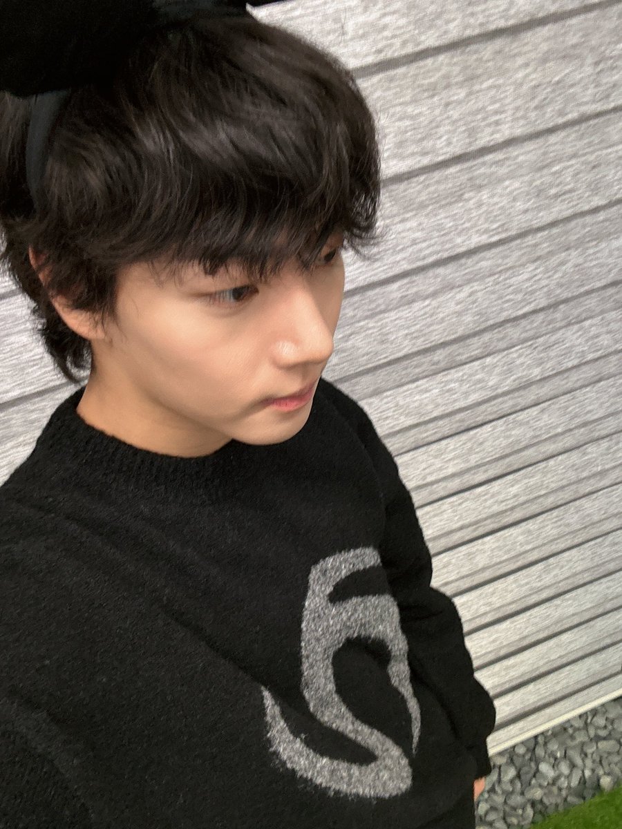 [#이션] 검은 토끼 잇츠미