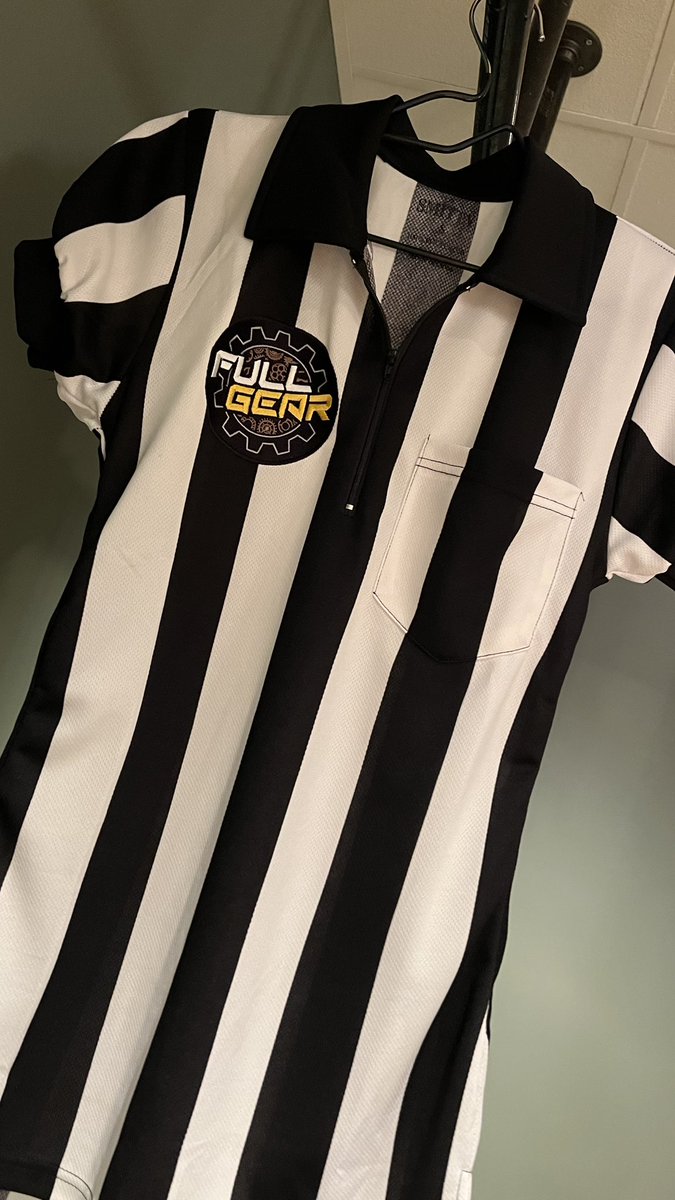 RefAubrey's tweet photo. Happy #AEWFullGear day ⚙️🤼‍♀️ https://t.co/WjkpZVOS1U