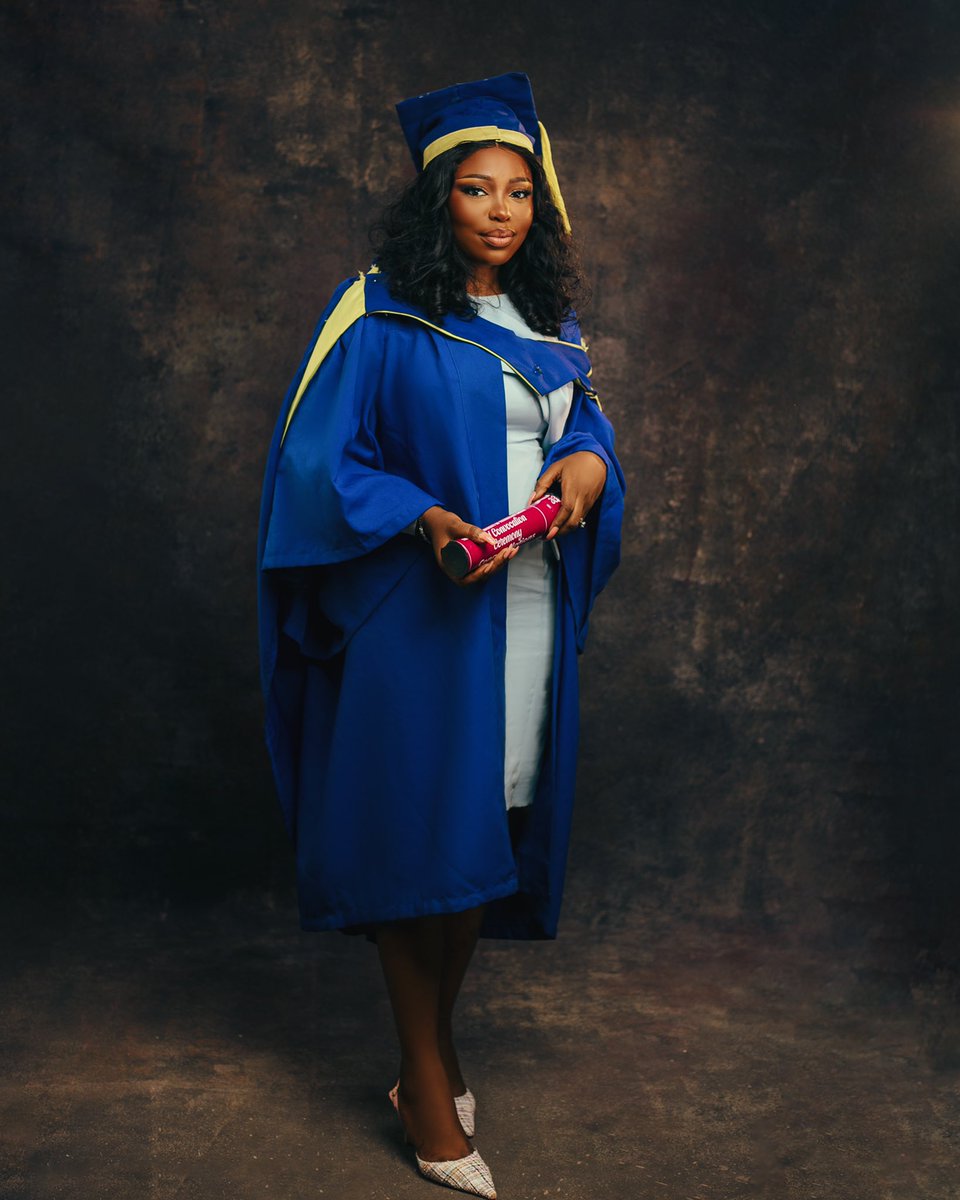 Beatricee22's tweet photo. https://t.co/o73oQHlVqb Biomedical Technology bagged๐
4.32/5.00๐๐
#Futa33rdConvocation
#futaclass21 https://t.co/a535IE14E5