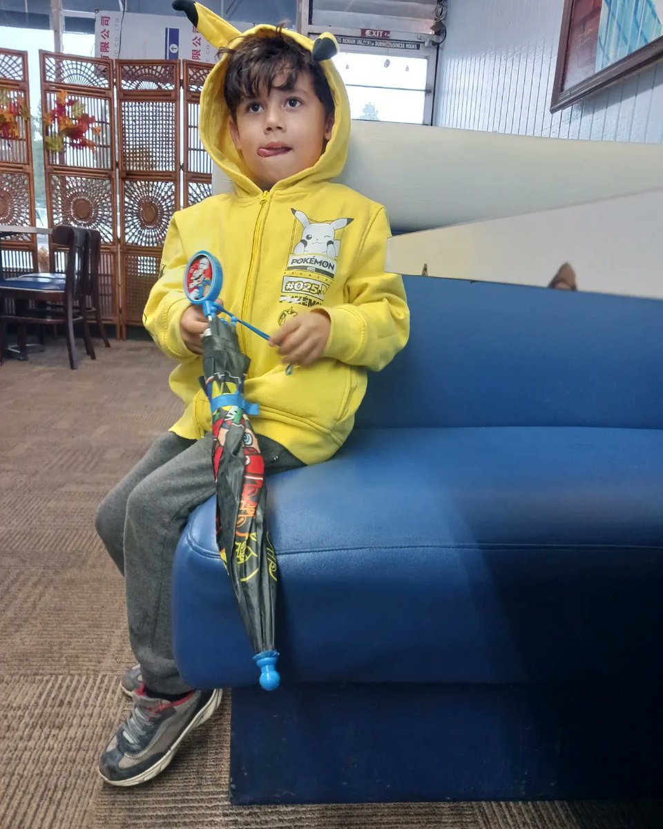 KellySludge's tweet image. Picking up deliciosa pupusas @losplanesderenderos