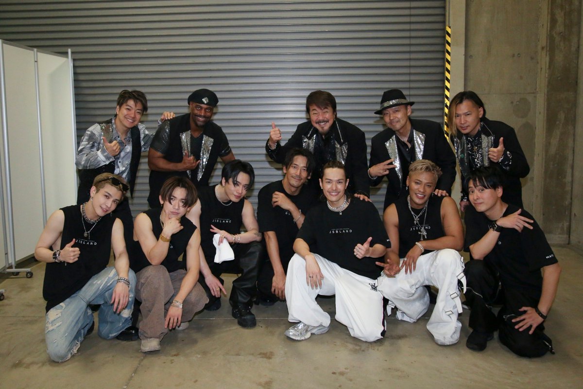 T_IWATA_EX_3JSB's tweet photo. JSBLAND、行ってよかった。。

推ししか勝たん🥺 https://t.co/zTvJadY7A3