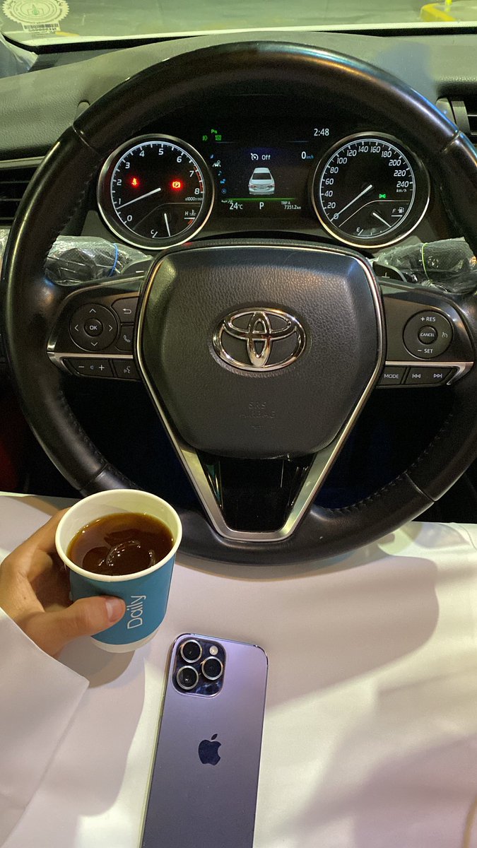 خذاني عليك الليل واتعبني التفكير
لياليك من بد الليالي لها وحشه