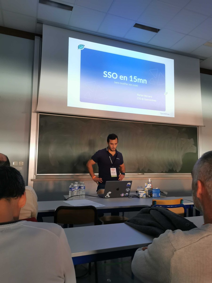 Merci à celles et ceux qui sont venus voir ma présentation “SSO en 15mn” (sans modifier son code) de bon matin⏰au <a href="/capitoledulibre/">Capitole du Libre</a> ! 
Le code de la présentation est disponible ici : github.com/fb64/easy-sso
Merci aux bénévoles l’événement est vraiment top 👏👍 !