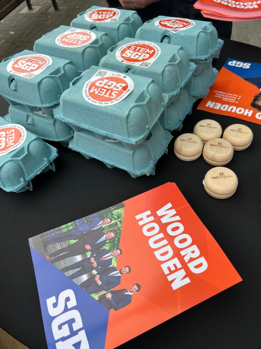 Mooie campagnedag voor “Woord houden”, veel flyers en doosjes eieren uitgedeeld en veel mensen gesproken!