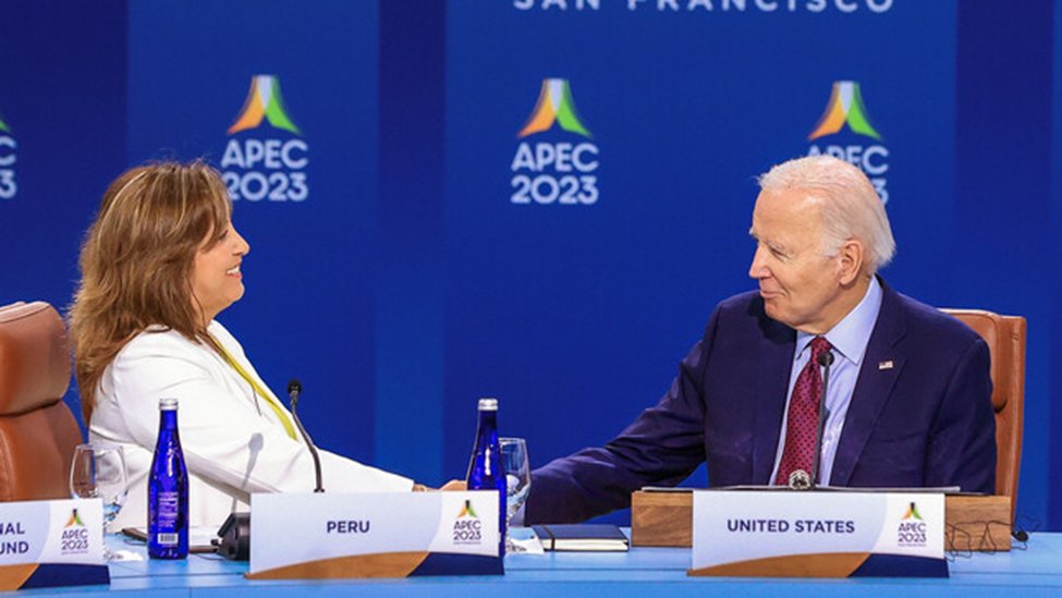 PeruOEA's tweet photo. 3) Foro de Cooperación Económica Asia-Pacífico (@APEC) – El Perú asumió la presidencia el 17 de noviembre de 2023

https://t.co/dEhkP0qsc7 https://t.co/mwH2qGZnJx
