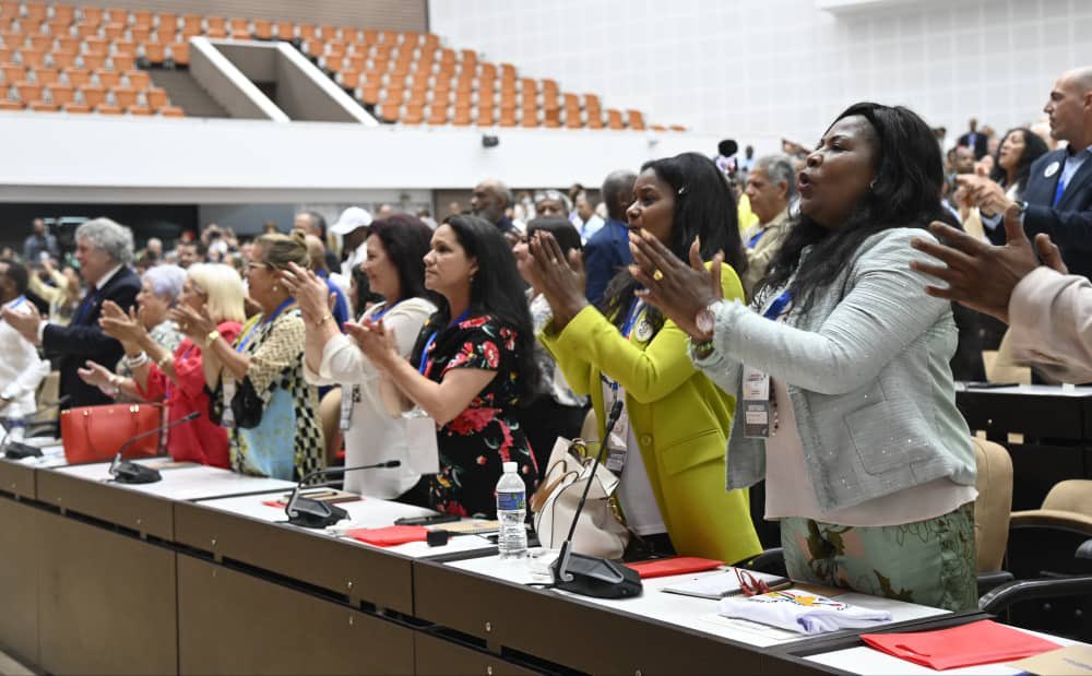 Con mucho placer inauguramos este sábado la IV Conferencia "La Nación y la Emigración", inspirados #JuntosXCuba en la fórmula del amor triunfante de la que hablara el Apóstol.

Desde el diálogo respetuoso, sincero y necesario con la #Cuba de todos #LaPatriaCrece.
