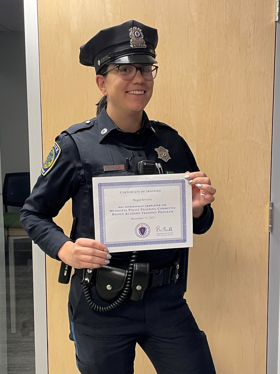 Congrats to MassBay Officer Meg Schultze for graduating from the Municipal Police Training Committee Bridge Academy on November 15, 2023!