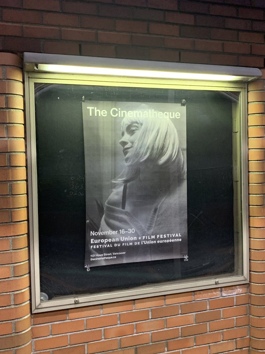 ConsulatFRAVan's tweet photo. #EUFF Le film 🇫🇷 « En roue libre » est projeté aujourd’hui @theCinematheque, sous-titré en anglais, une opportunité pour vos amis de #practiceFrench! 

Consultez aussi tous les autres films de cette quinzaine qui illustrent la richesse et variété du cinéma et de la culture 🇪🇺 https://t.co/EceTRmhP7w