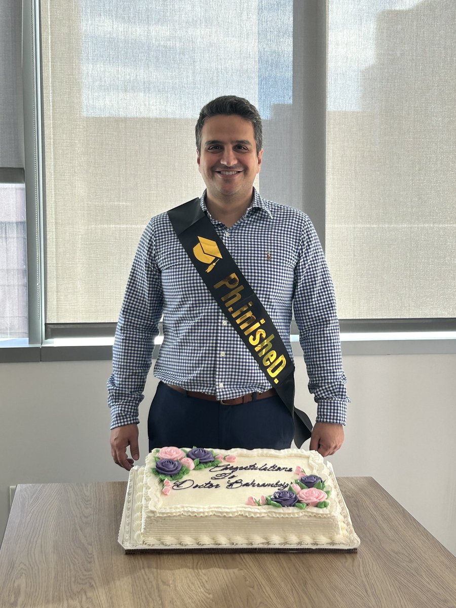 Aiims1742's tweet photo. Some joy at the end of a rough week. Congratulations to @VBahrambeigi for successfully defending his thesis yesterday. Vahid was co-mentored by @skopetz and developed the extracellular vesicle RNA (evRNA) sequencing pipeline in the lab.  
Next stop - LGG fellowship!
@MDA_UTHGrad https://t.co/I7Hp0TCJlr