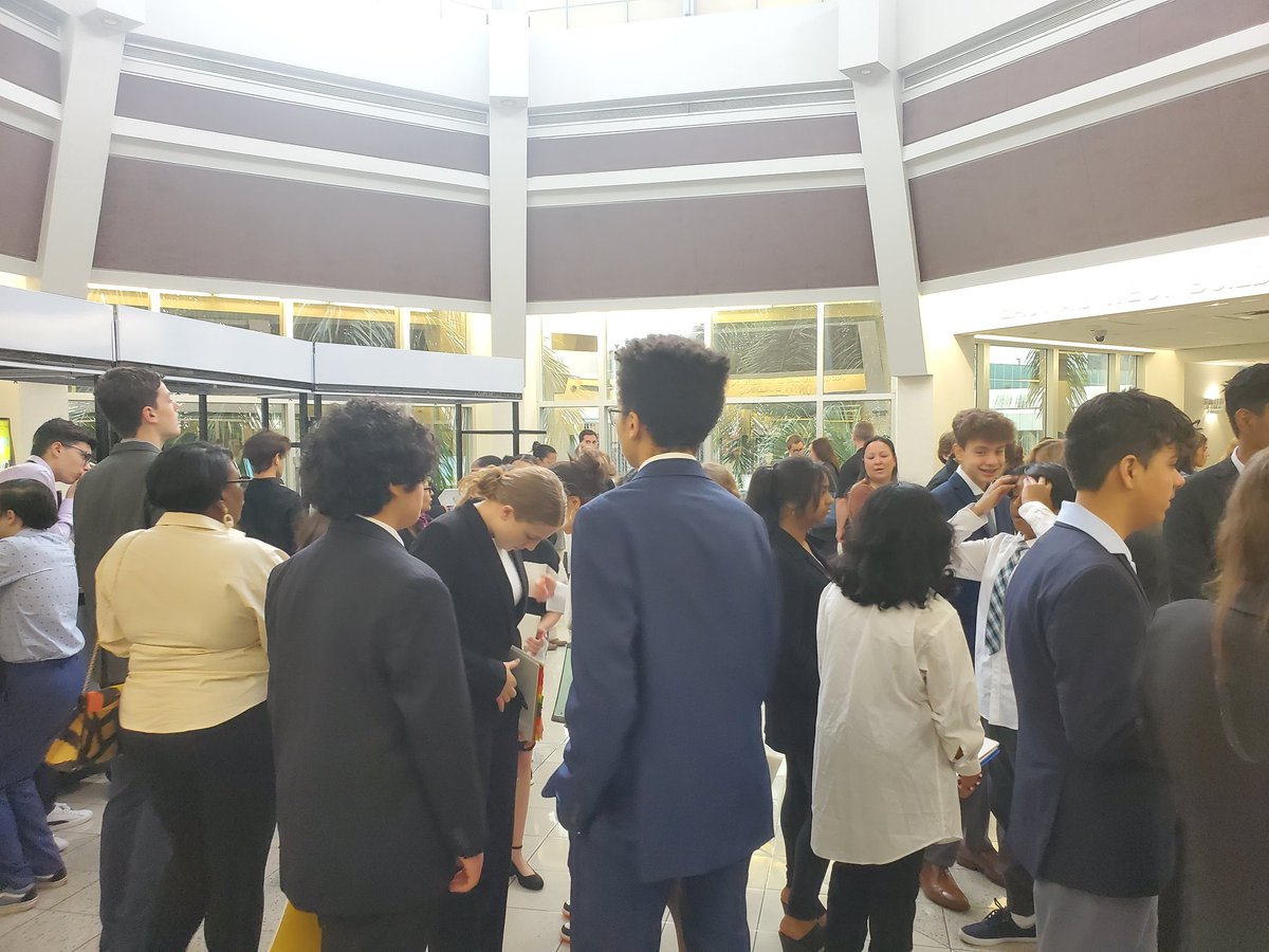 AshPastorPrime's tweet photo. Our Seminole Middle School Law students did a phenomenal job in the Street Law Mock Trails at the Broward Courthouse @emilyagonzalez1 @BCPSLeadership @seminolemiddle https://t.co/yDf8K07cSl