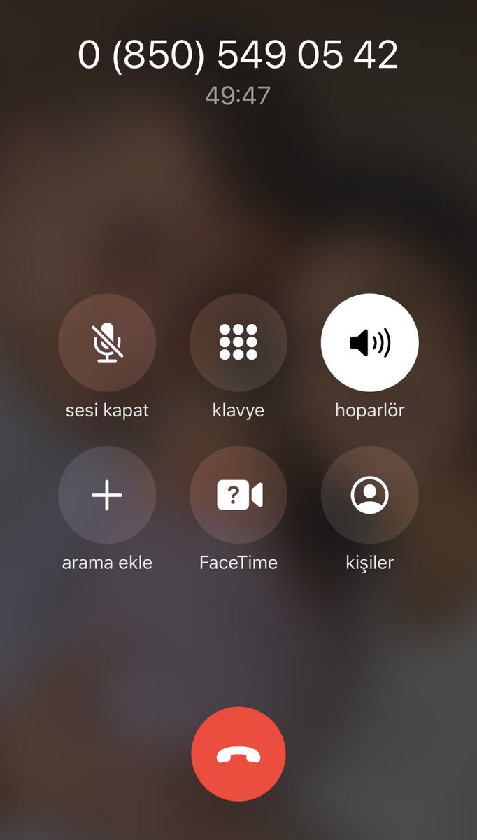 mlsyldss's tweet photo. Hala bekleme sırası 3 diyor. Daha hattı taşıma evresinde 6. Gün oldu ne mesaj gönderiyorsunuz ne sorunu çözüyorsunuz. Nede müşteri temsilcinize bağlanabiliyoruz. Bu nasıl bir rezalet? @VodafoneTR @VodafoneDestek @vodafonered https://t.co/acV7UzeaNd